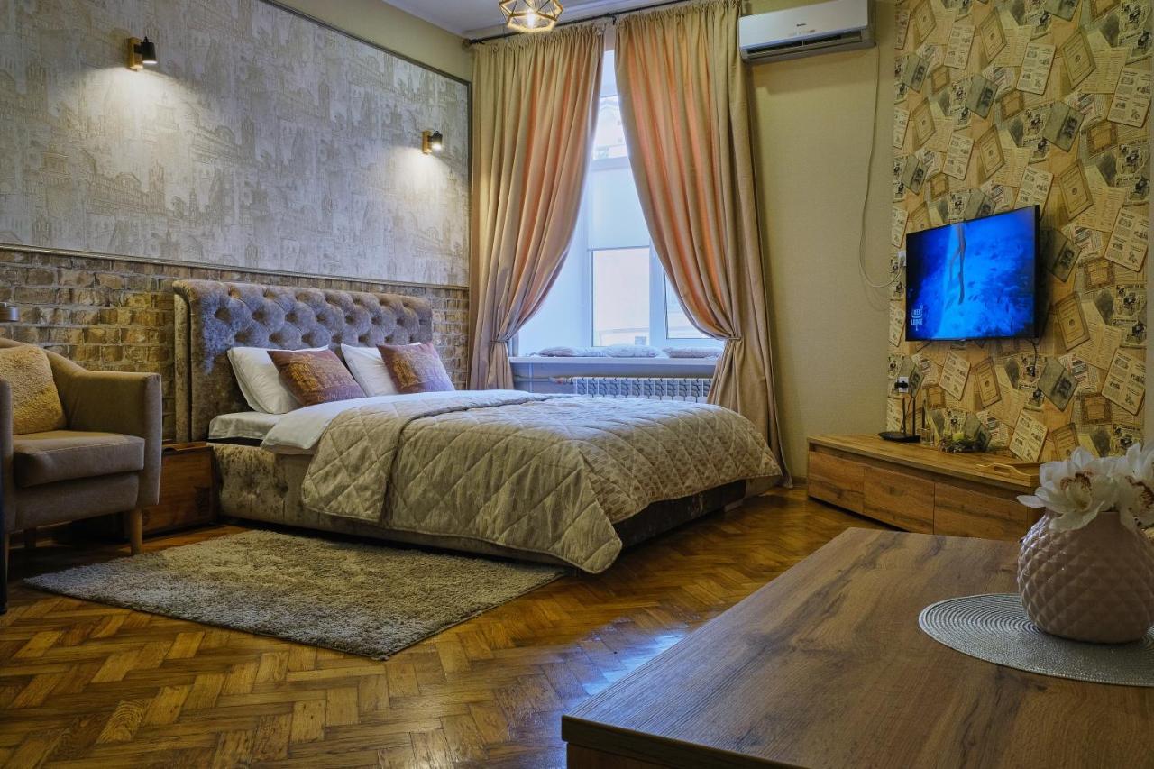 Central Apartments Одесса Экстерьер фото